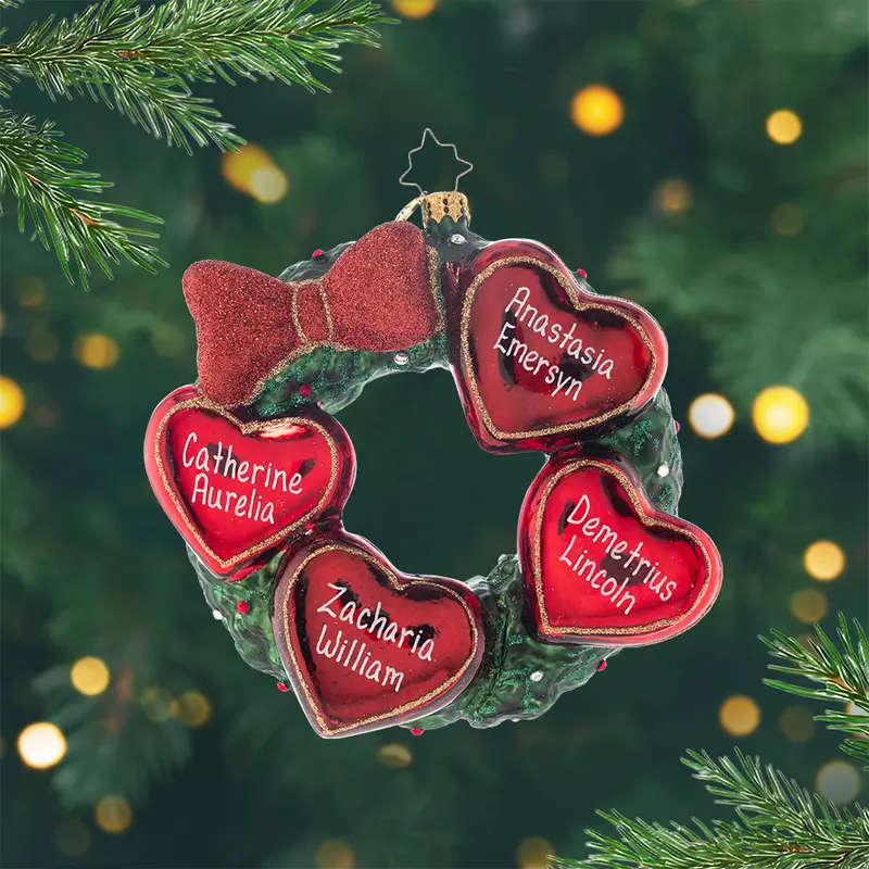 Custom Family Wreath Ornament – Personalized Design 1