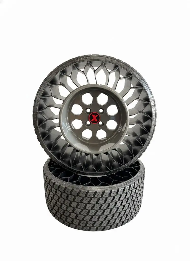 Exmark Tractus Gray Airless Drive Wheel System For Zero-Turn Mowers 1