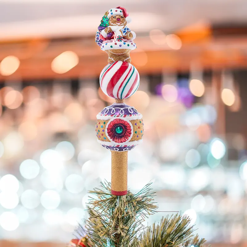 Gingersnap Santa Tree Topper 1
