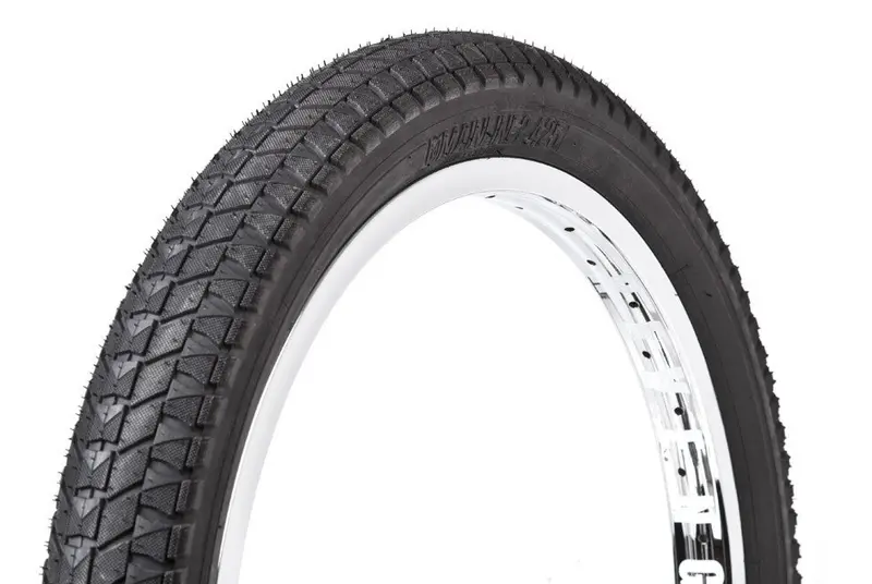 S&M Mainline Tire V2 – Updated Compound & Tread Pattern 1